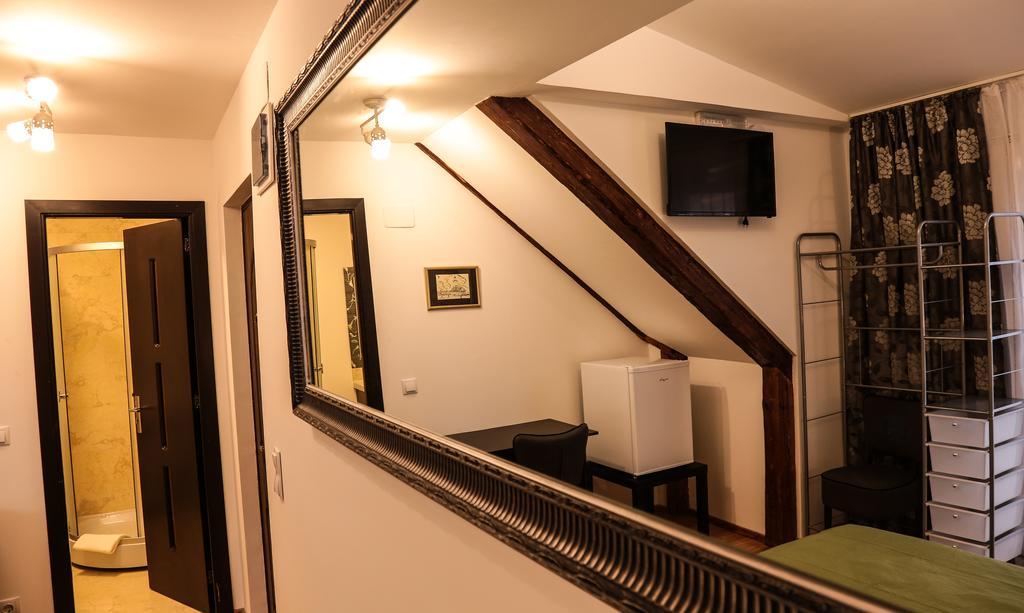 Hotel Casa Crown Brașov Exterior foto