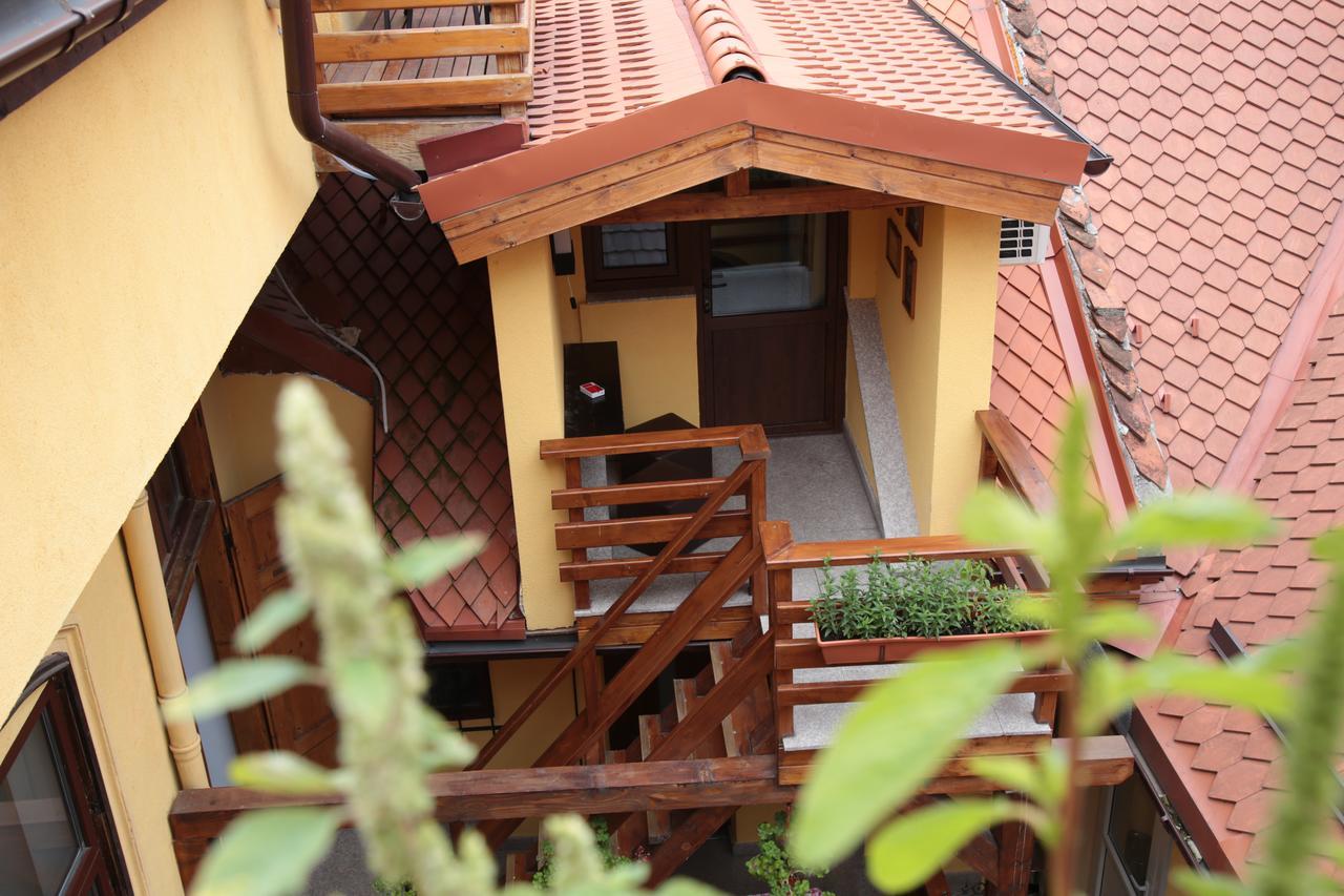 Hotel Casa Crown Brașov Exterior foto